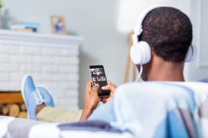 patient listening to music